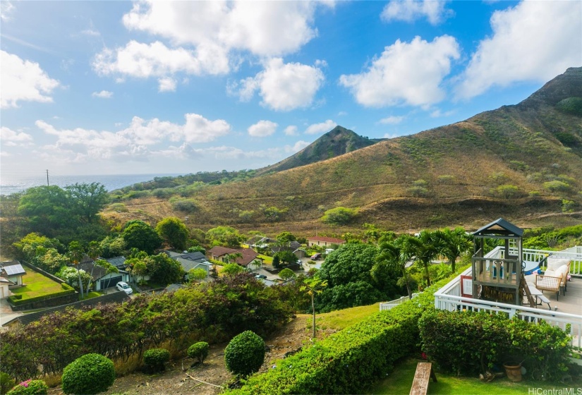 Ocean, Koko Head, Koko Crater & back yard view.