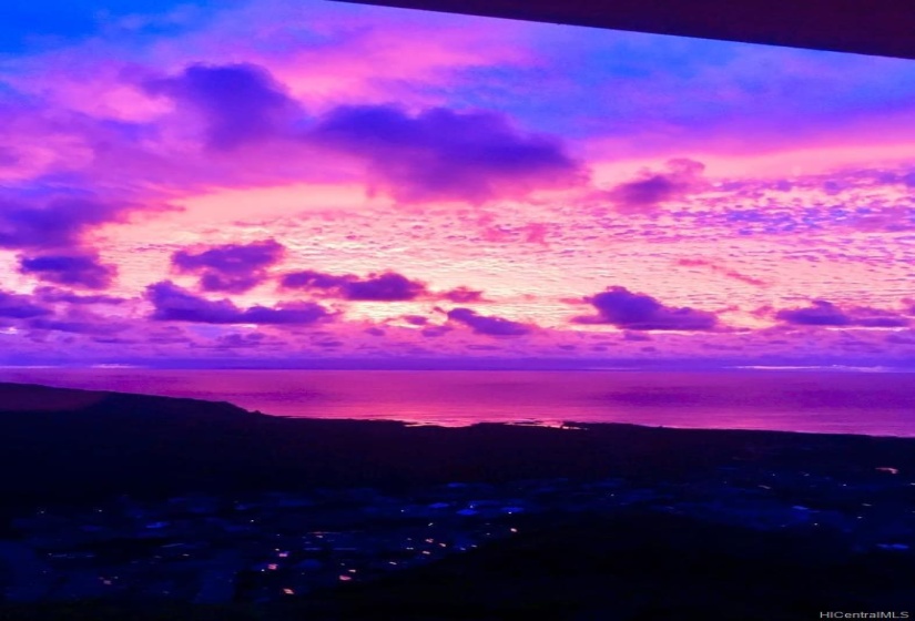 Views of colorful skies from Na Pali Haweo in general. This is from Hoa Street just up the Street on the other side. Color corrected but truly dramatic in person. Great place to view the neighborhood and witness colorful sunsets and sunrises as you drive through the ridge on both sides. Great place to view the Hawaiian Skies and witness colorful sunsets and sunrises as you drive through the ridge on both sides.