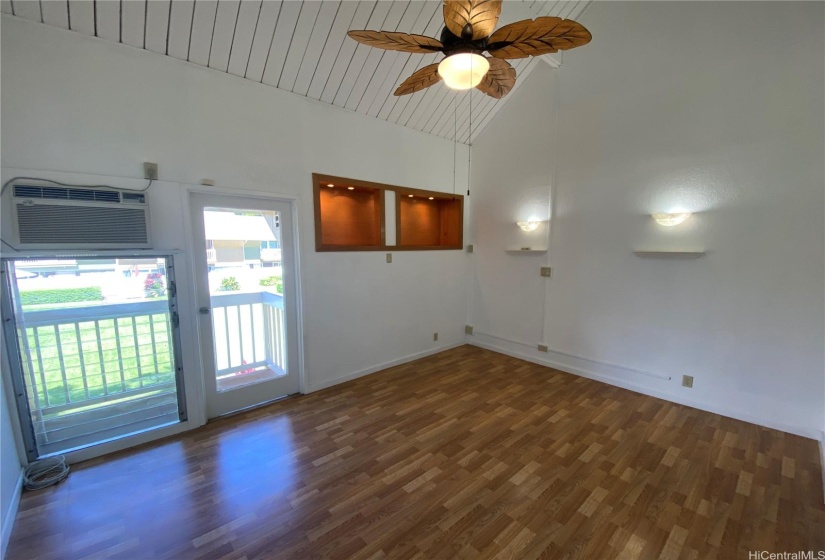 Master bedroom with small lanai