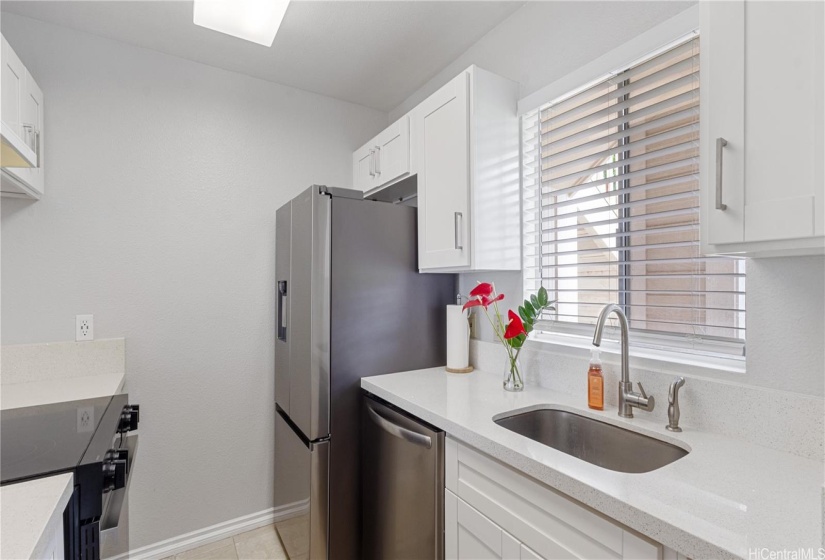 You can also see nice green grass and trees while washing dishes!