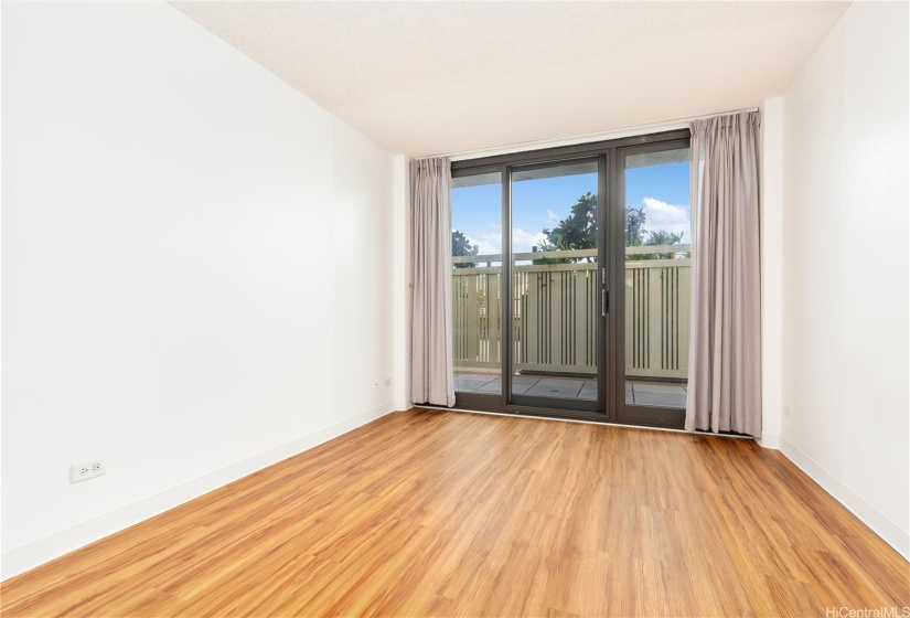 Primary bedroom with its own lanai