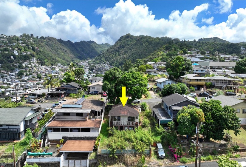 Backside of the property on Hi'ilani St.