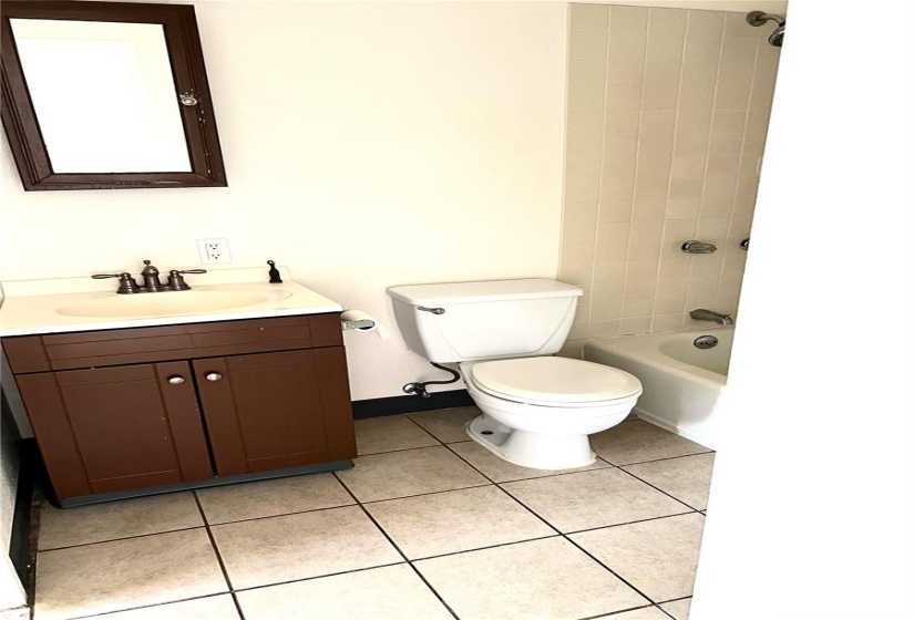 Easy maintenance bathroom