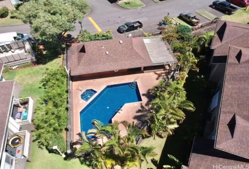 sky view pool