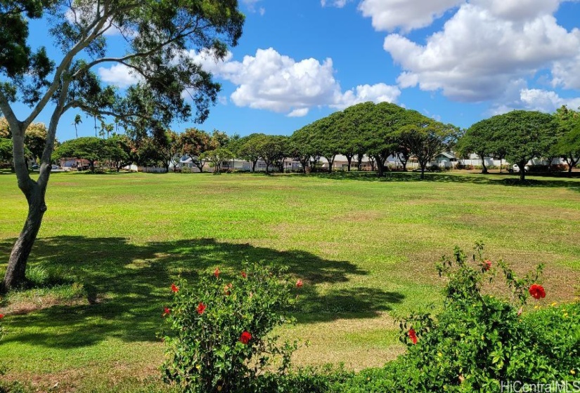 Waikele park is your back yard