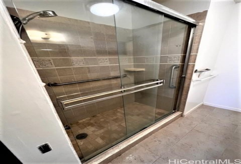 Shower enclosure