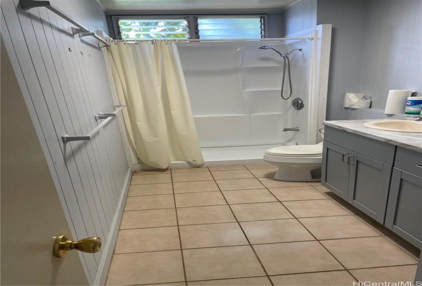 Bathroom inside duplex