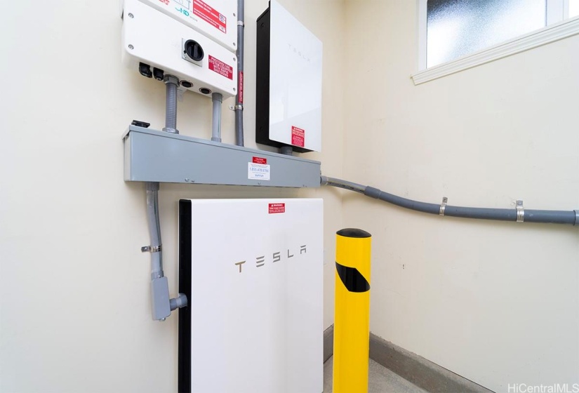 New Tesla Photovoltaic system with battery