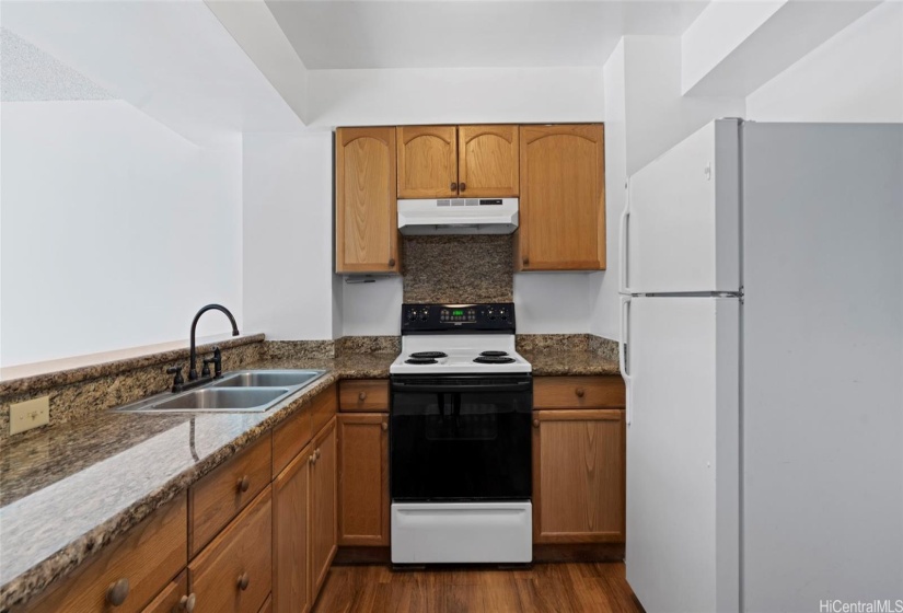 Beautiful granite countertops!