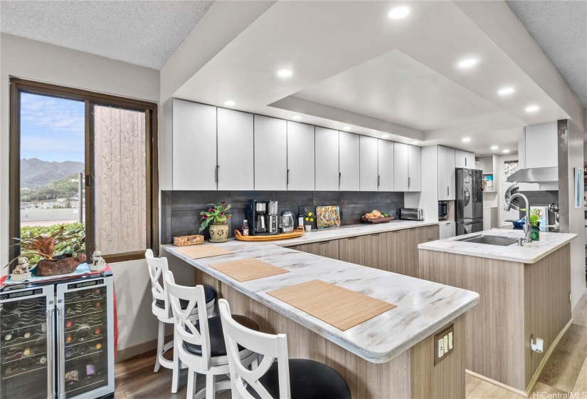 Beautifully remodeled kitchen!