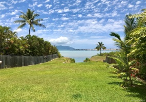 Lovely waterfront lot ready to build your dream home.