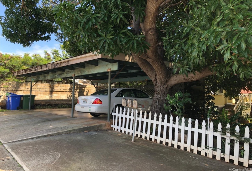 3 covered carport