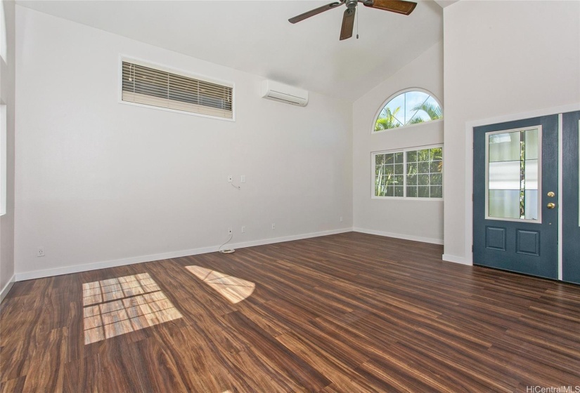 New vinyl plank flooring throughout