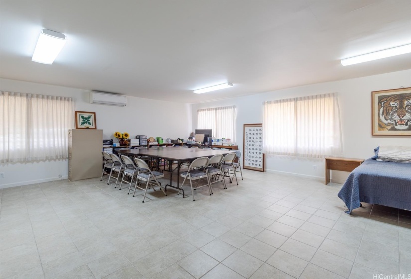 Attached unit over 800 sqft located backside