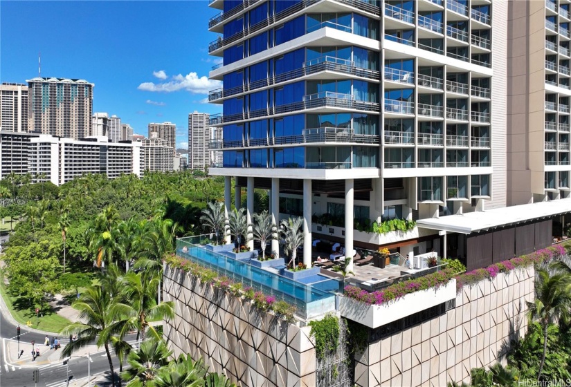 Beautiful Ka La'i Waikiki Beach. Sun-filled Pool at the ocean-end of the building.