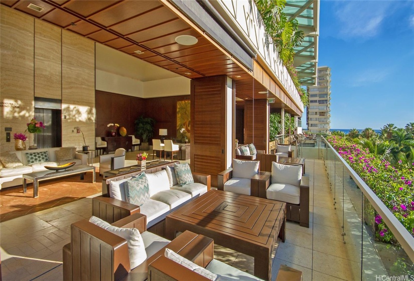 Beautiful 6th floor Open-air Lobby with Ocean view!