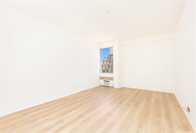 2nd bedroom with air conditioning