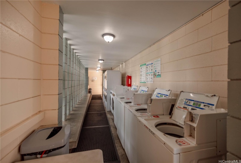 Clean and tidy community laundry.