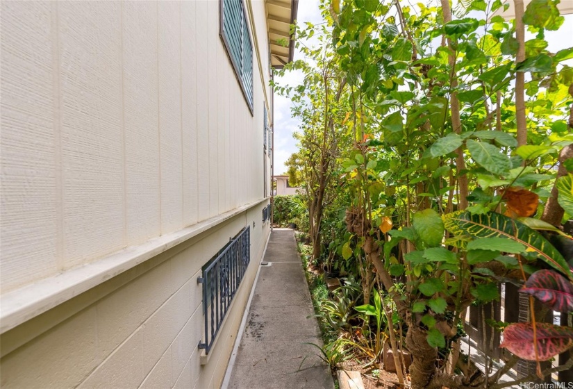 Perimeter sidewalk yard spaces are perfect for tending a small garden or growing vegetables!