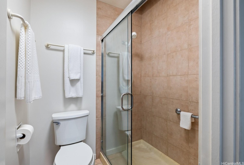 En-suite shower