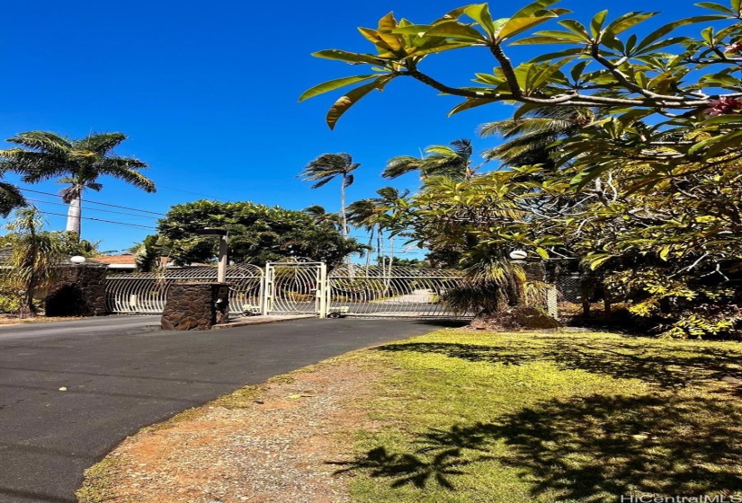 Main Gate to Community