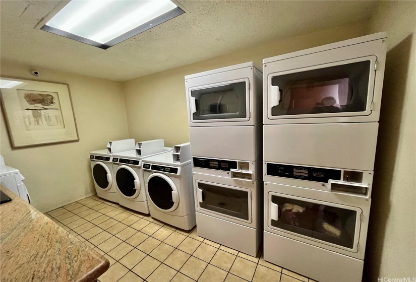 Washer dryer IN UNIT with additional Community laundry room available