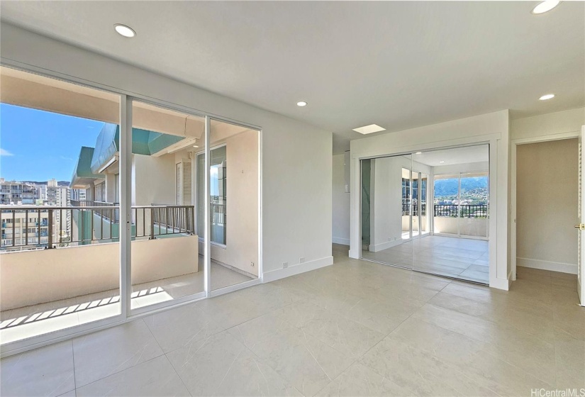 Direct access to the lanai from the primary bedroom