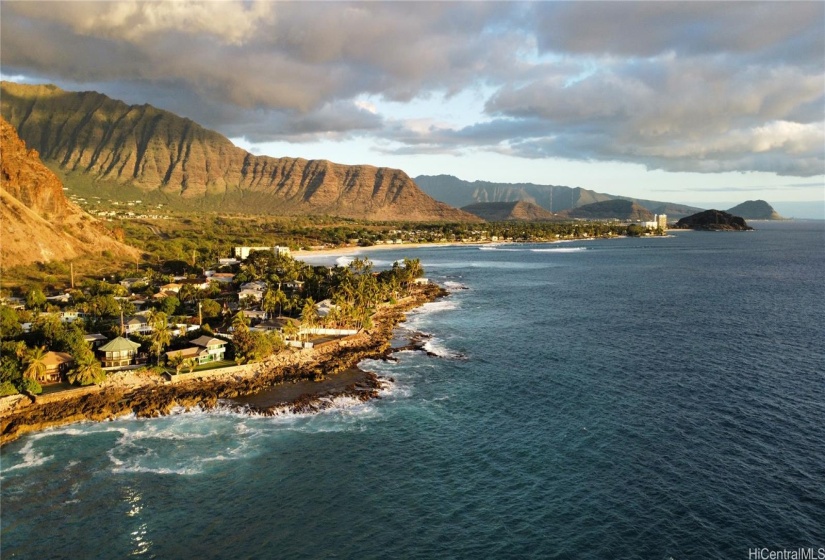 Makaha Coastline looking East