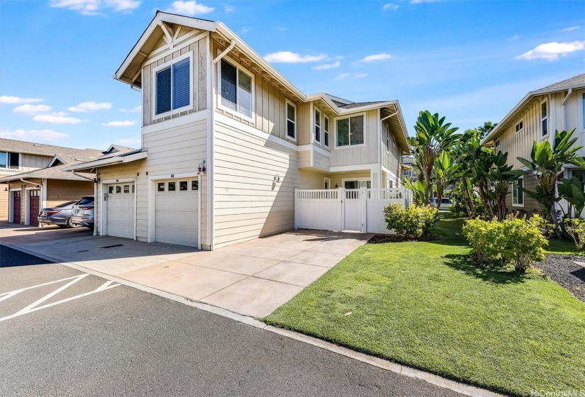 Single car garage & driveway