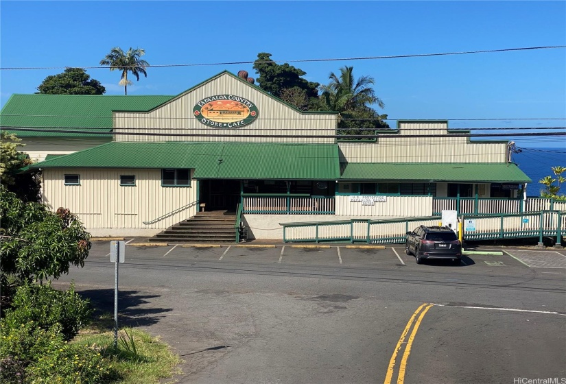 3 houses away from this iconic Hamakua Coast gathering spot.