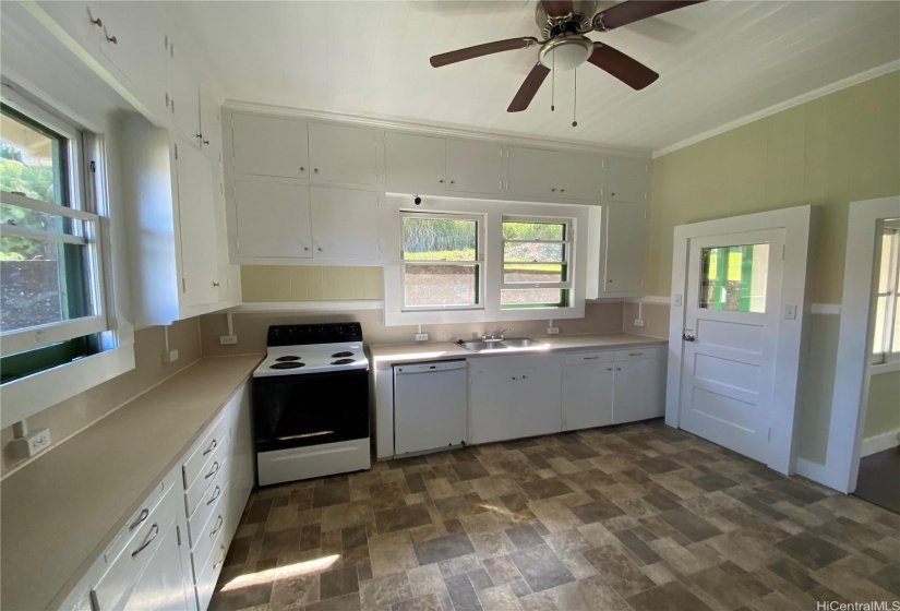 Spacious kitchen.