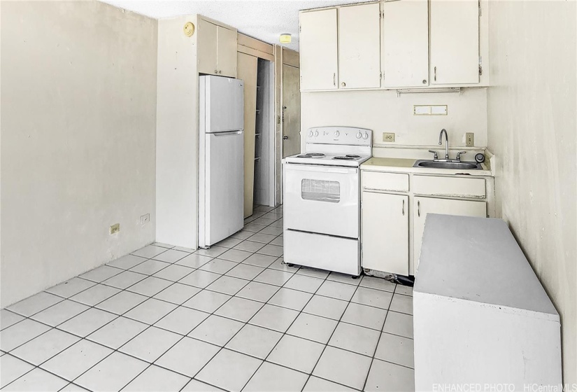 Kitchen *Virtually enhanced*