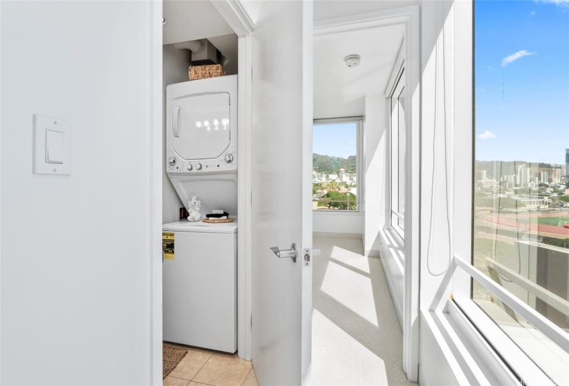 2nd Bathroom next to 2nd Bedroom