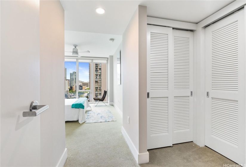 Primary Bedroom Entryway