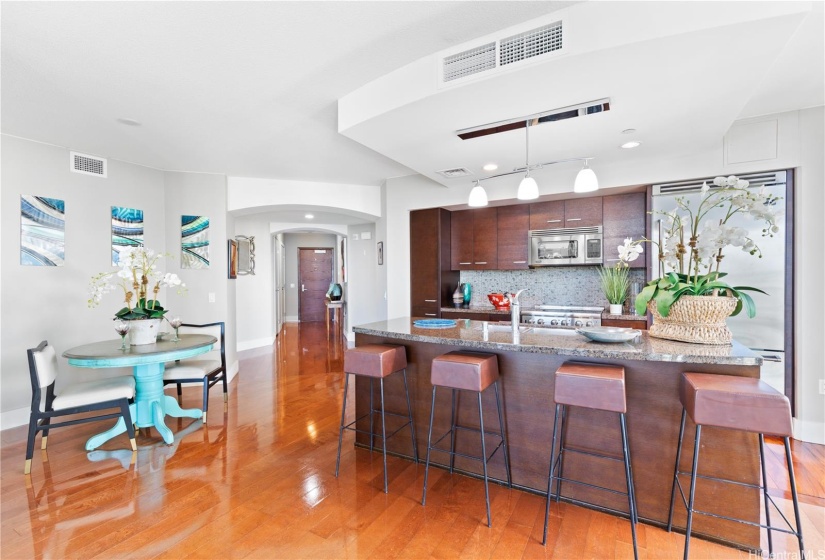 Spacious Kitchen & Dining Area