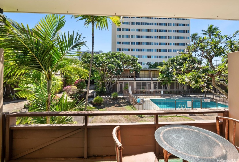 Lanai overlooks the community pool.