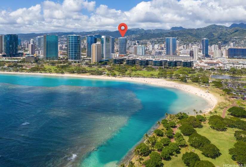 Minutes away from Ala Moana Beach Park and Ala Moana Shopping Center.