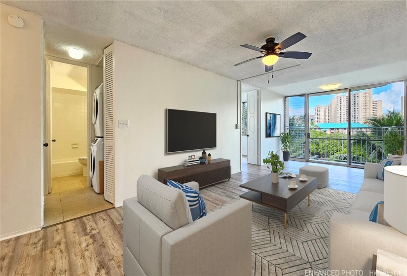 Virtually staged(enhanced). Spacious living room