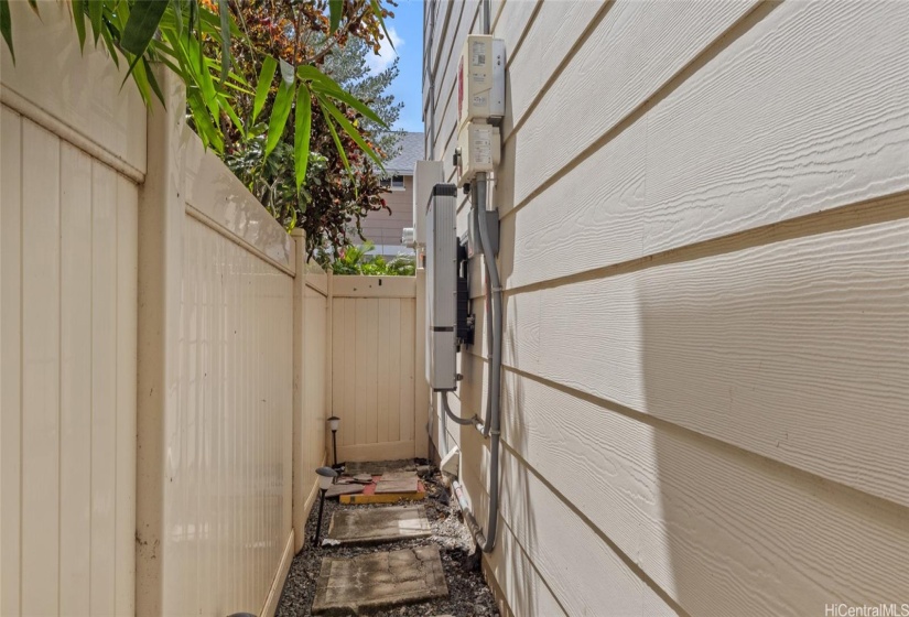 23 PV PANELS, BATTERY, and SOLAR WATER HEATER! Save energy and money with this eco-friendly home!