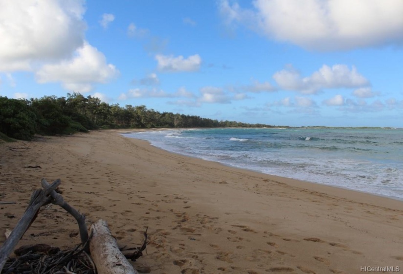 Relax on the beautiful coastline of Malaekahana Bay