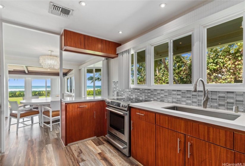 Gotta love an ocean view kitchen. North Shore Haleiwa Hawaii.