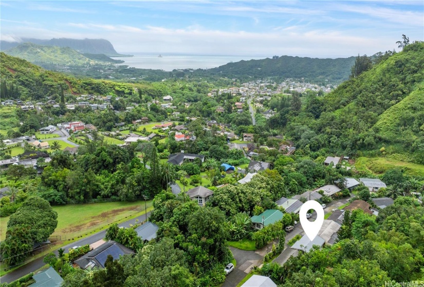 Views of the ocean and Chinaman's Hat on a clear day
