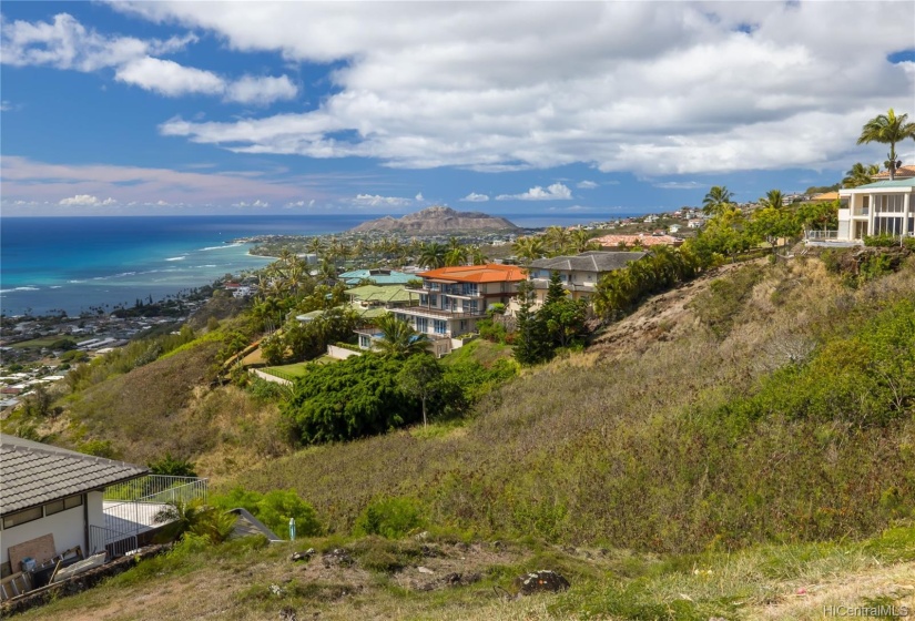 An opportunity to design and live in a residence that is perched and extends outward towards the gorgeous, unobstructed ocean views.