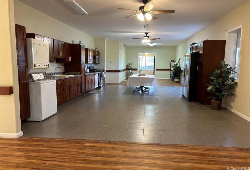 Kitchen has 2 sinks and lots of storage space!