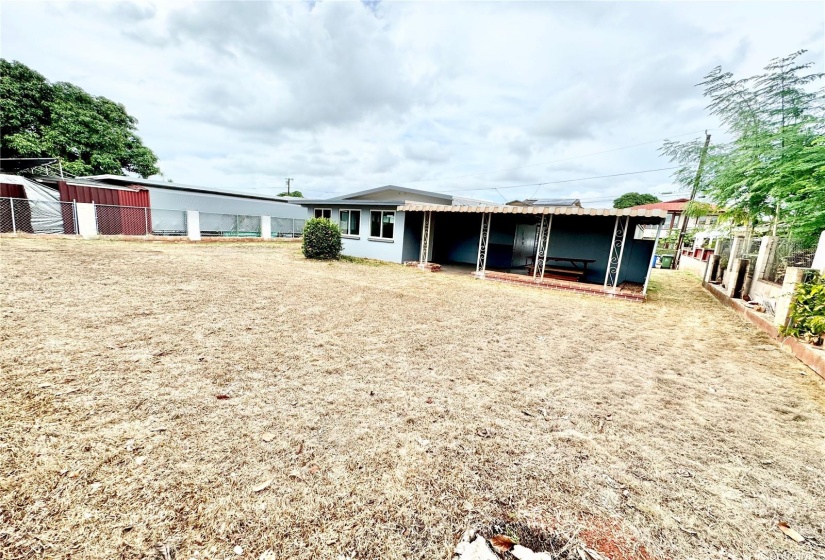 HUGE back yard waiting for your landscaping