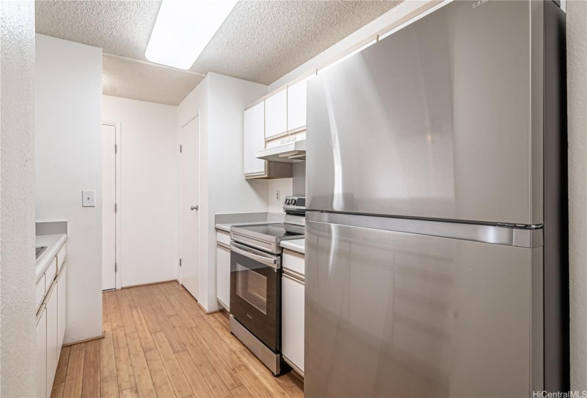 Newer Refrigerator & Stove.