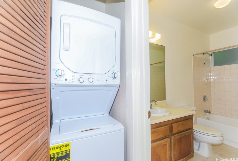Washer Dryer and Second bathroom
