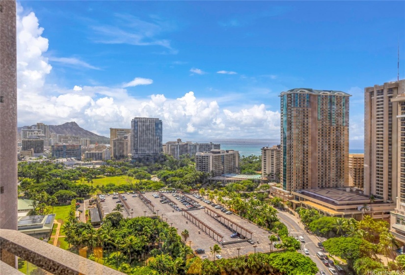 Diamond Head and Ocean view from enclosed lanai area