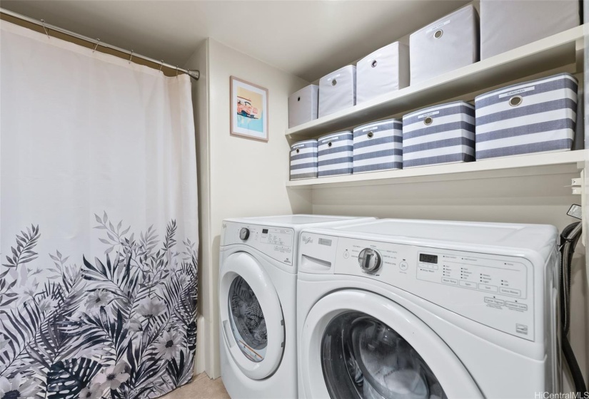 side by side full sized washer and dryer