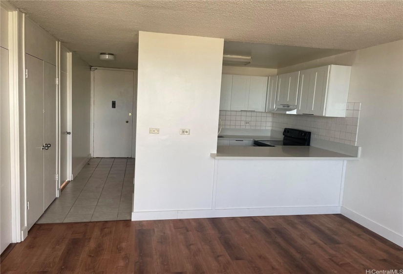 Living room from lanai